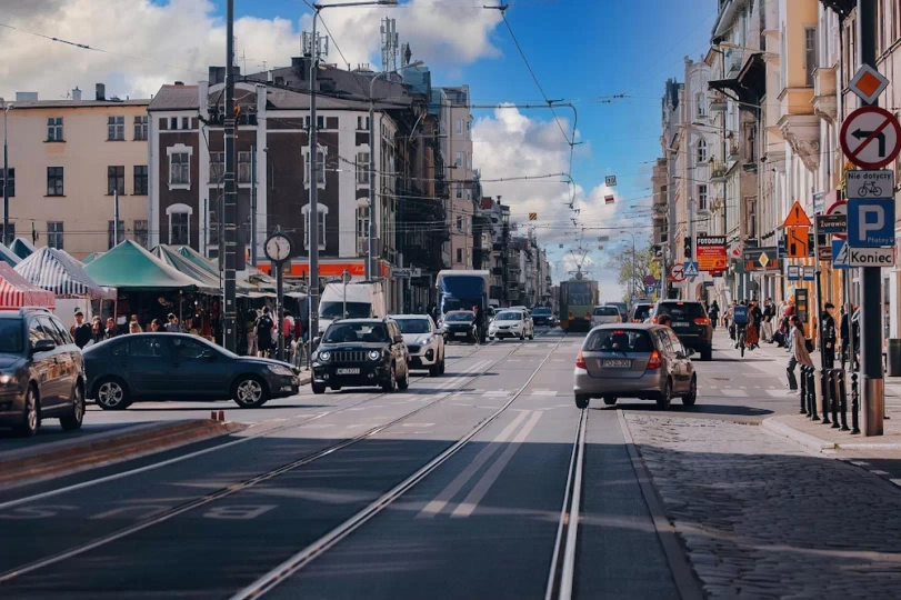 Jak przestać bać się jeździć po obcym mieście? / fot. Pixabay