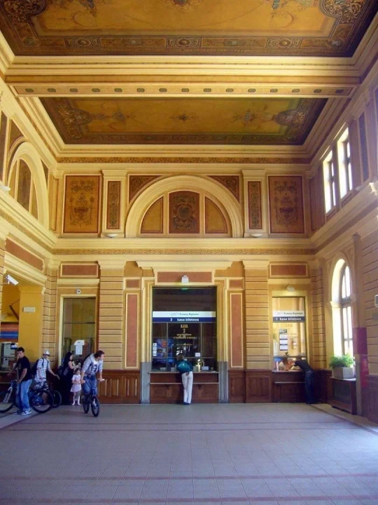 Hol Dworca Gł&oacute;wnego w Bielsku-Białej