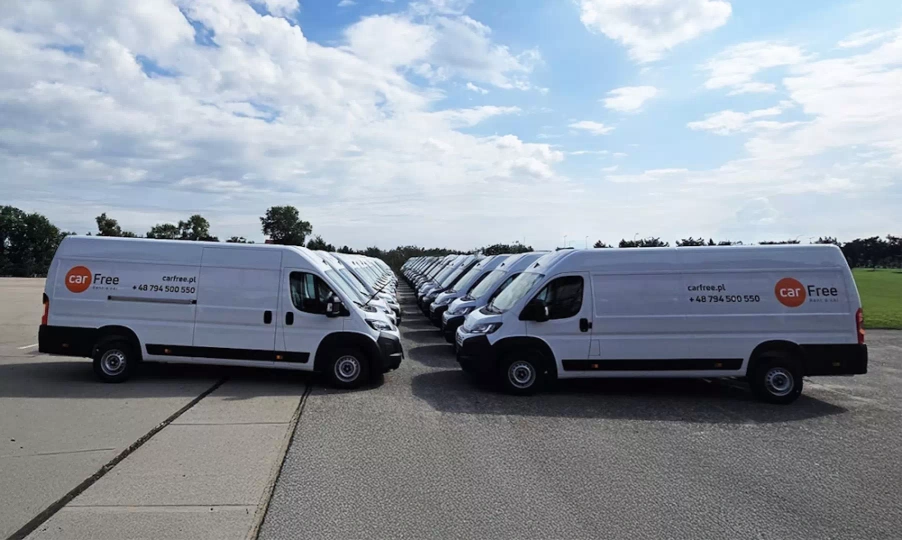 Wynajem aut dostawczych / fot. CarFree