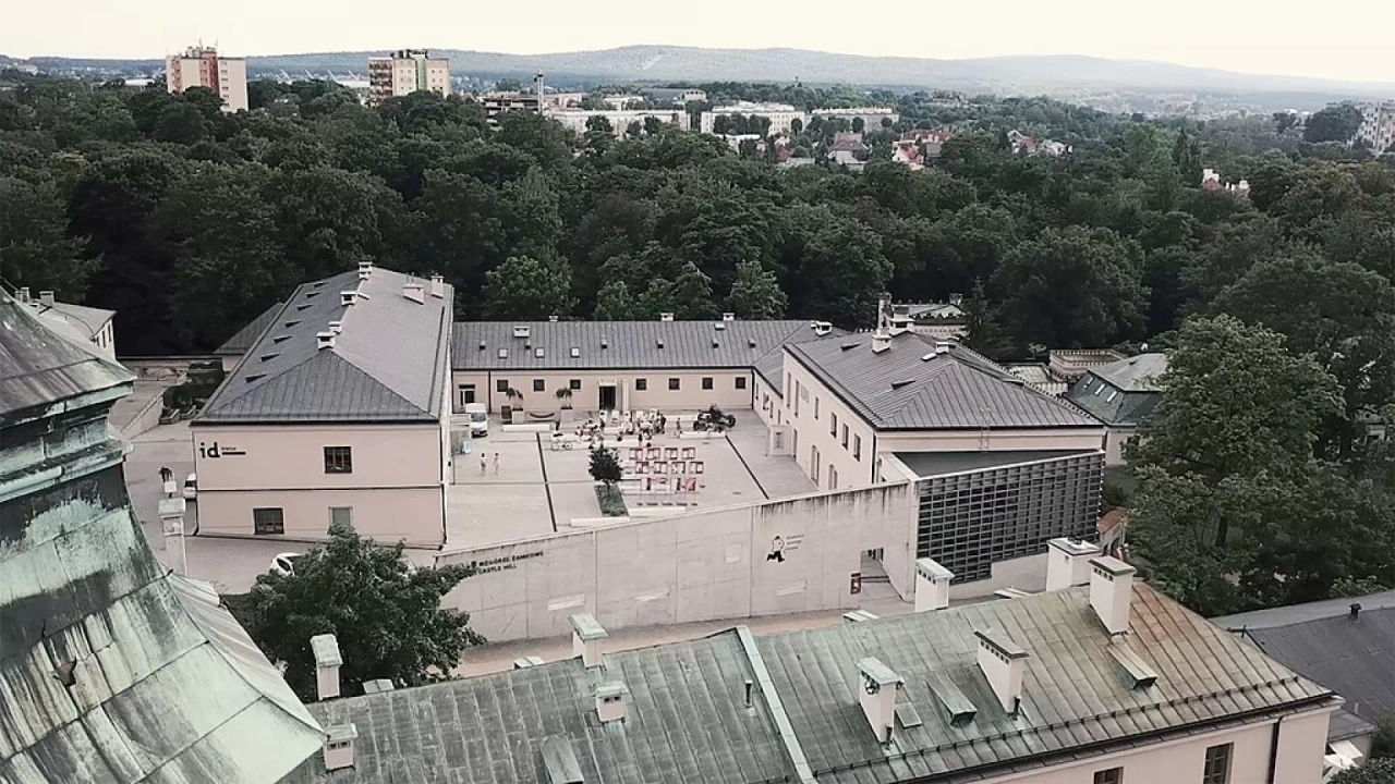 Wzg&oacute;rze Zamkowe i Insytut Dizajnu w Kielcach