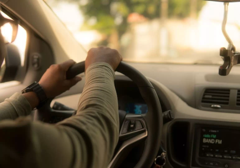 Mandat za jazdę pod wpływem alkoholu / fot. Canva.com