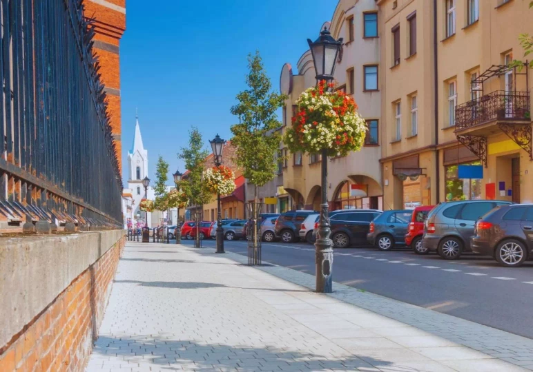 Okwiecone latarnie w Oświęcimiu