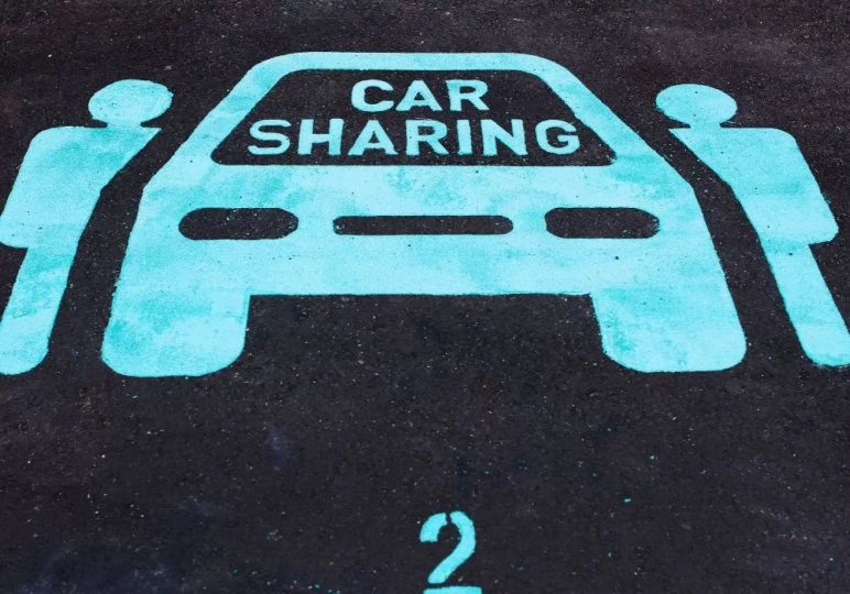 Carsharing czy wypożyczalnia samochod&oacute;w?