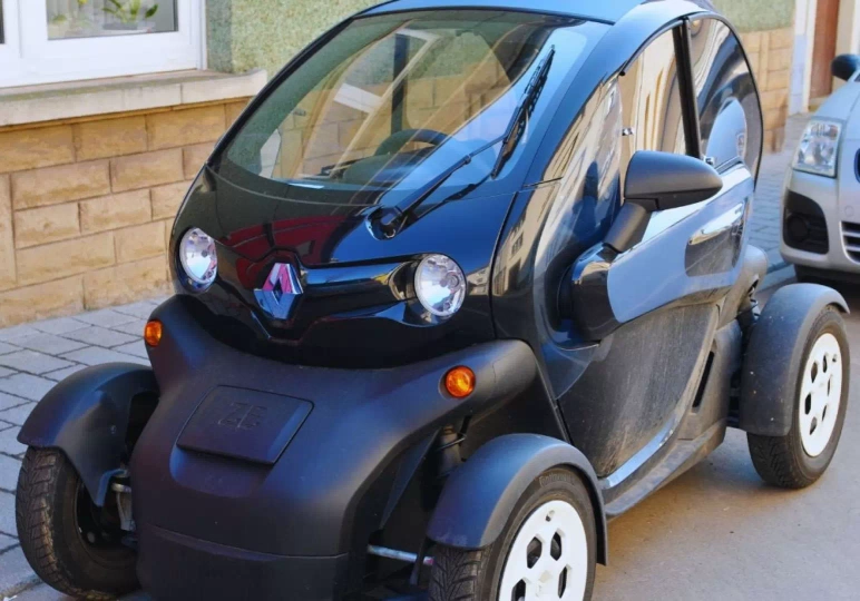 Mini auto Renault Twizzy