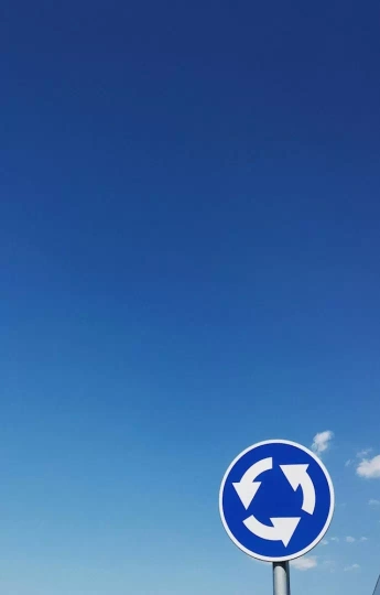 Rondo turbinowe - jakie są zasady, jak się poruszać? / fot. Pexels