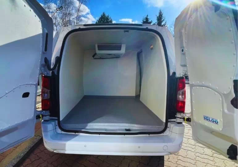 Jak nazywa się samoch&oacute;d z chłodnią? / fot. CarFree