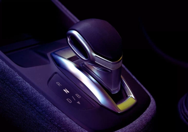 Skrzynia bieg&oacute;w w hybrydzie